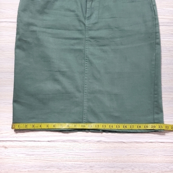 Chaps Green Denim Pencil Cut Skirt - Picture 3 of 6
